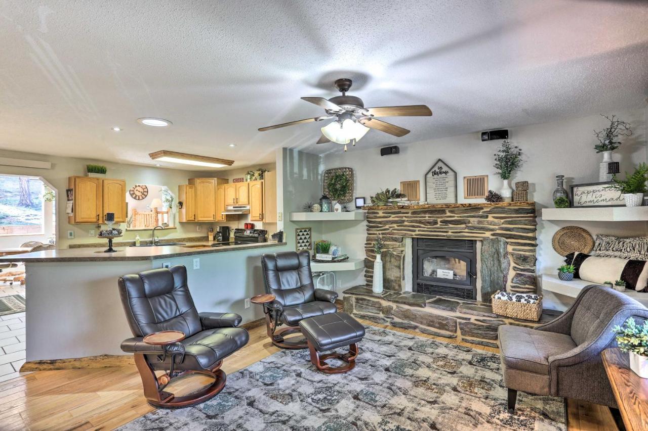 Spacious Black Hawk Home With Furnished Deck! Blackhawk Екстериор снимка