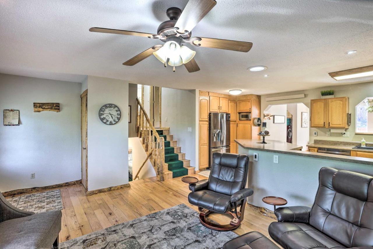 Spacious Black Hawk Home With Furnished Deck! Blackhawk Екстериор снимка