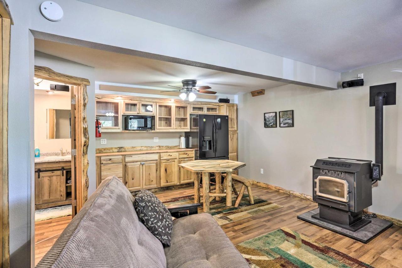 Spacious Black Hawk Home With Furnished Deck! Blackhawk Екстериор снимка